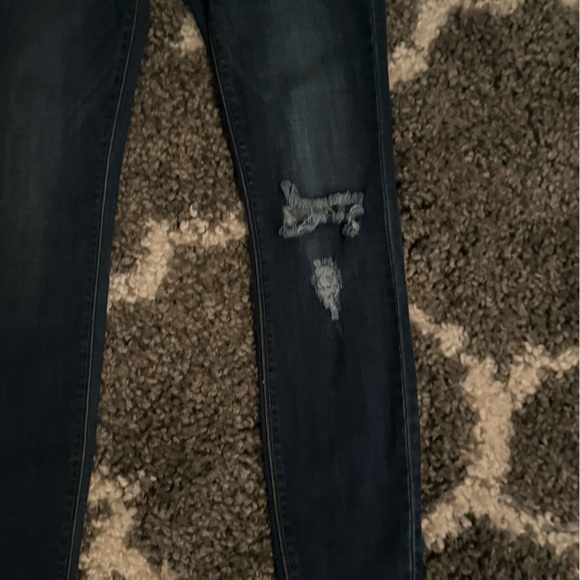 Unpublished Mid-Rise, Distressed, Skinny Jeans Size 28 or a 6 - Picture 2 of 8